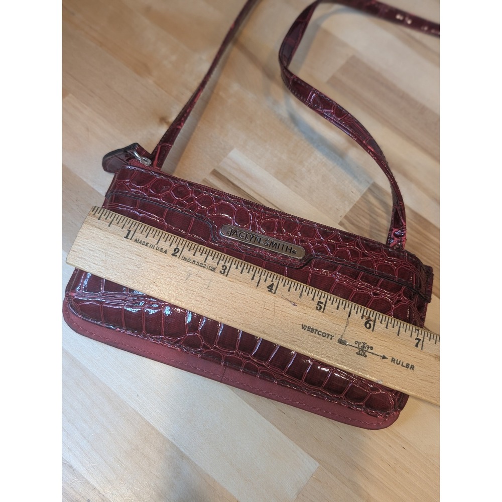 Jaclyn Smith‎ Burgundy Crocodile Embossed Crossbody Bag Purse Small - Picture 7 of 9